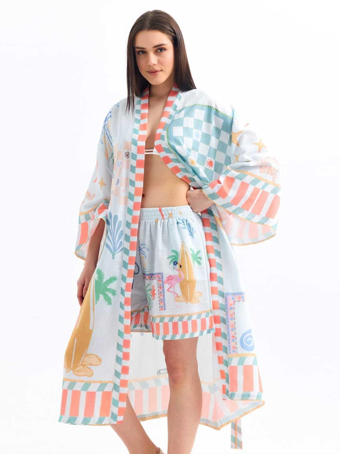 The ALEGRINO Playful Print Shorts