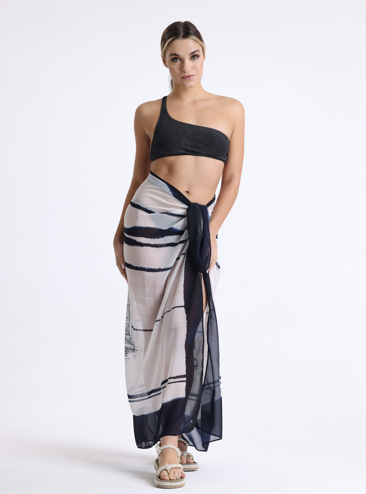 The SAILER Nautical Print Pareo